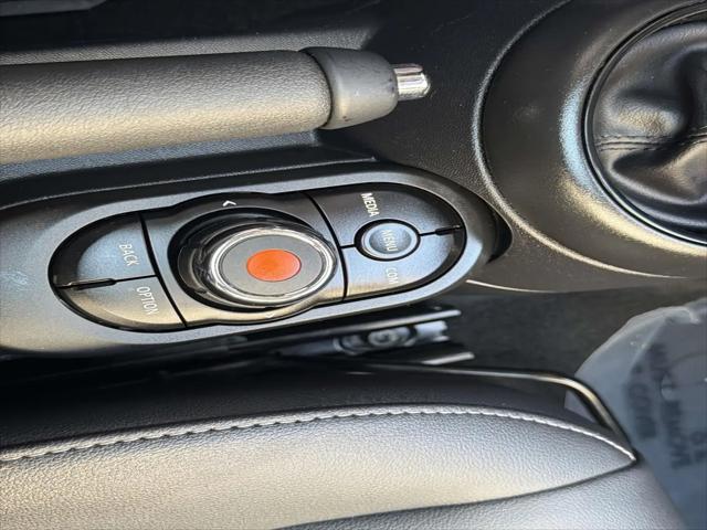 2022 MINI Hardtop Cooper