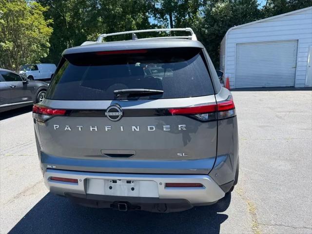 2022 Nissan Pathfinder SL 2WD