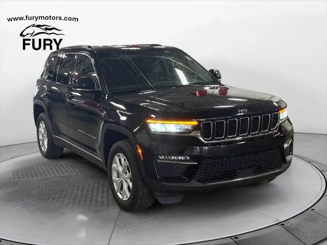2023 Jeep Grand Cherokee Limited for sale in Waconia, MN