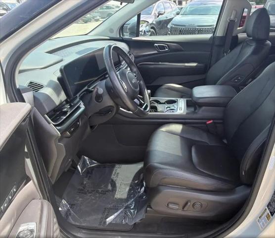 2025 Kia Carnival MPV SX