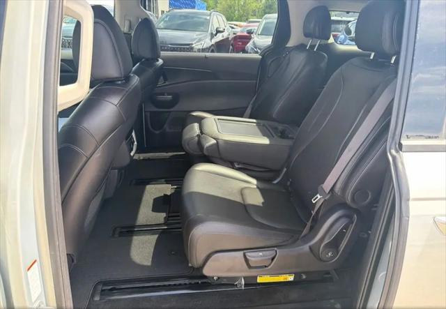 2025 Kia Carnival MPV SX