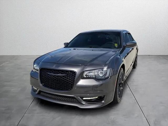 2023 Chrysler 300 Touring L