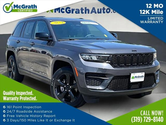2023 Jeep Grand Cherokee Altitude 4x4 for sale in Dubuque, IA