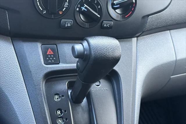2019 Nissan NV200 SV