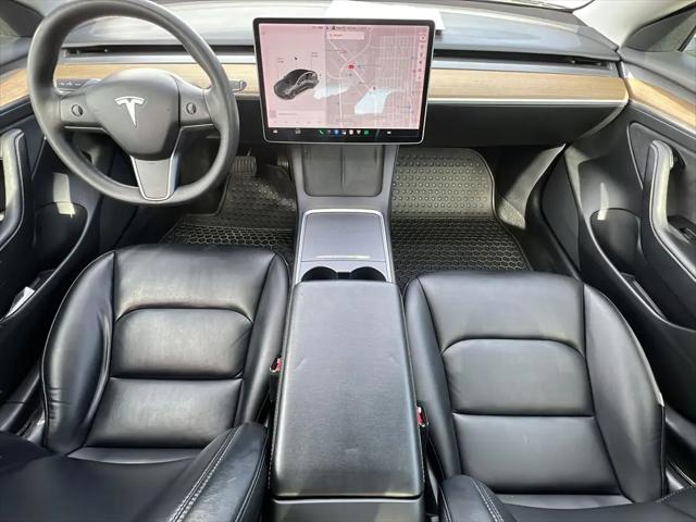 2021 Tesla Model 3 Standard Range Plus Rear-Wheel Drive