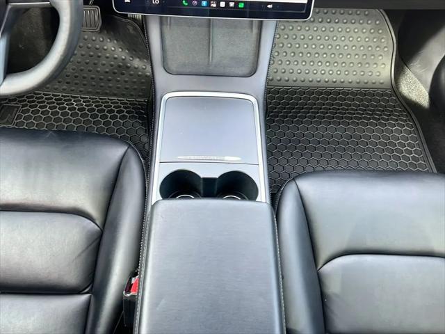 2021 Tesla Model 3 Standard Range Plus Rear-Wheel Drive