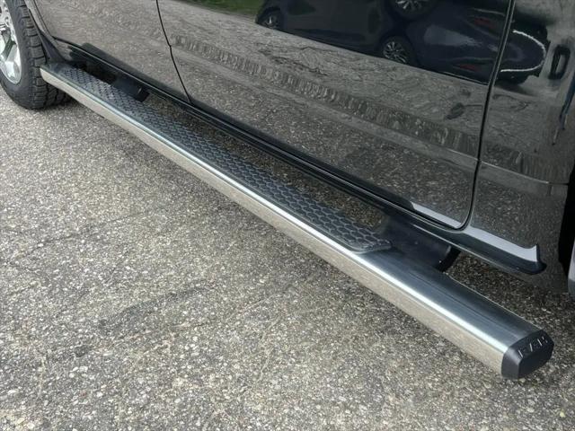 2019 Ram 1500 Big Horn/Lone Star Crew Cab 4x4 5'7" Box