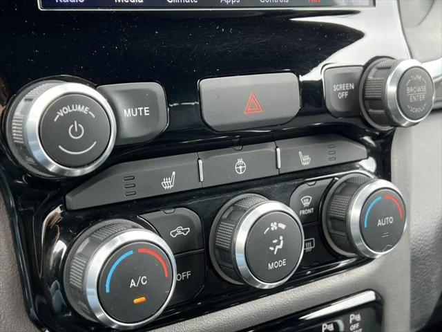 2019 Ram 1500 Big Horn/Lone Star Crew Cab 4x4 5'7" Box