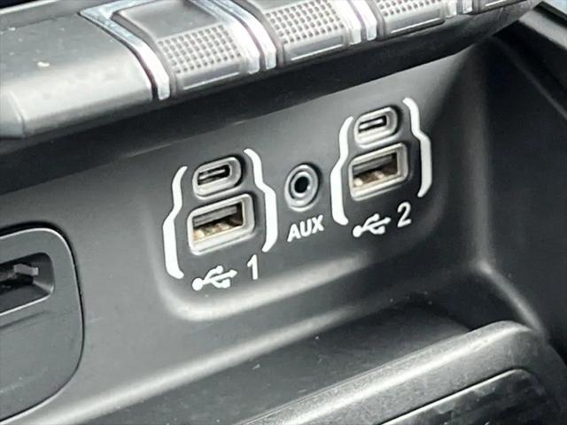 2019 Ram 1500 Big Horn/Lone Star Crew Cab 4x4 5'7" Box