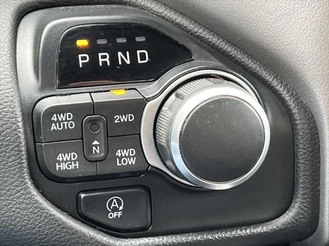 2019 Ram 1500 Big Horn/Lone Star Crew Cab 4x4 5'7" Box