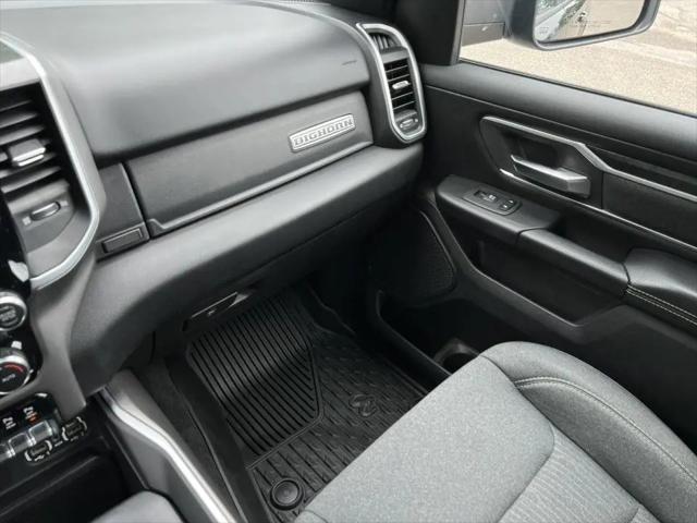 2019 Ram 1500 Big Horn/Lone Star Crew Cab 4x4 5'7" Box
