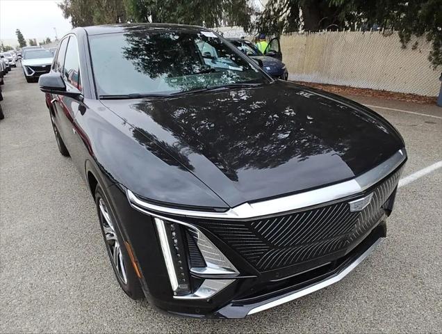 2024 Cadillac iQ Luxury w/1SC
