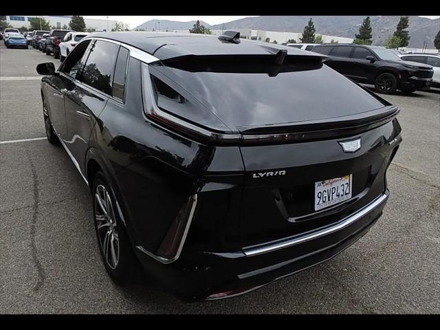 2024 Cadillac iQ Luxury w/1SC