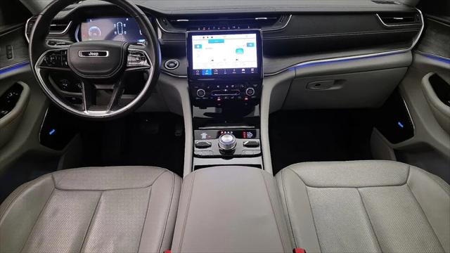 2022 Jeep Grand Cherokee L Overland 4x4