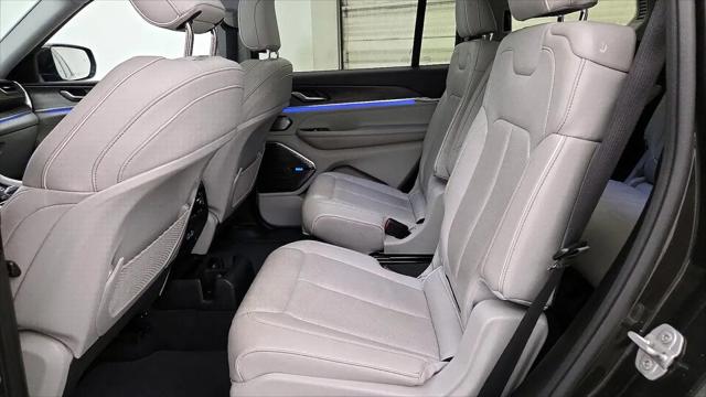 2022 Jeep Grand Cherokee L Overland 4x4