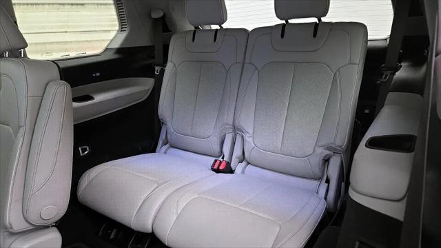 2022 Jeep Grand Cherokee L Overland 4x4