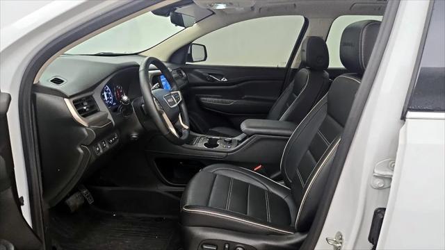 2023 GMC Acadia AWD Denali