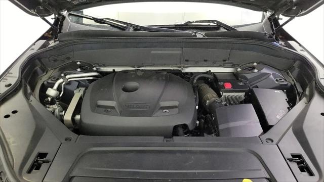 2019 Volvo XC90 T6 Momentum