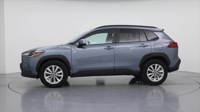 2024 Toyota Corolla Cross LE