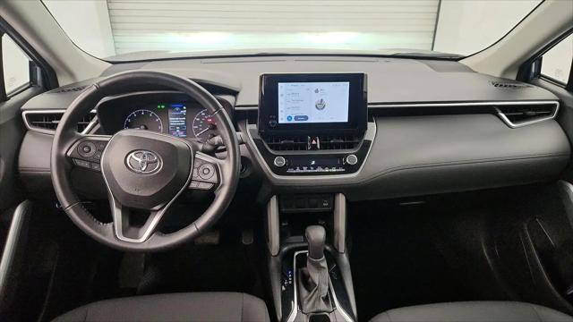 2024 Toyota Corolla Cross LE