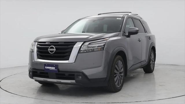 2022 Nissan Pathfinder SL 4WD