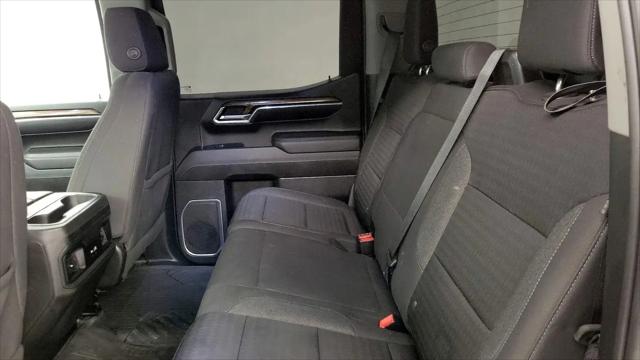 2023 Chevrolet Silverado 1500 4WD Crew Cab Standard Bed LT