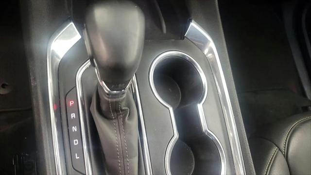 2023 Chevrolet Traverse AWD LT Leather