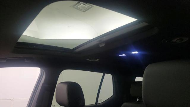 2023 Chevrolet Traverse AWD LT Leather