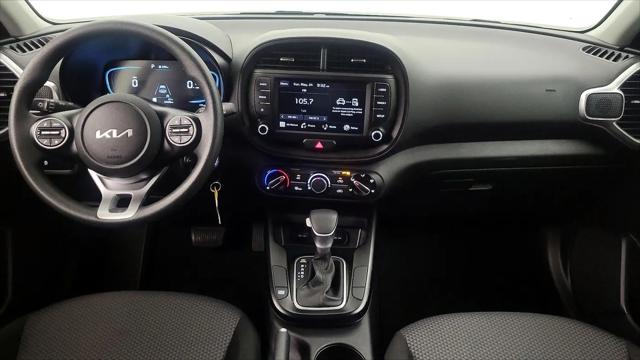 2025 Kia Soul LX