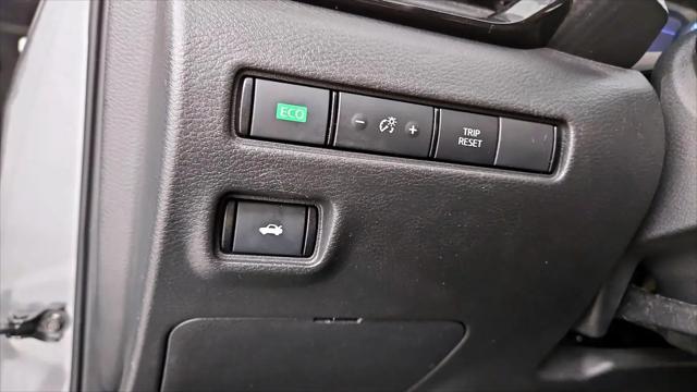 2022 Nissan Sentra SV Xtronic CVT