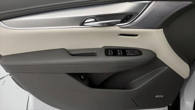 2022 Cadillac XT5 FWD Premium Luxury