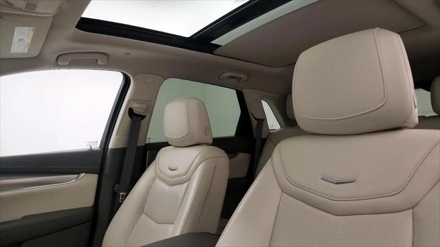 2022 Cadillac XT5 FWD Premium Luxury