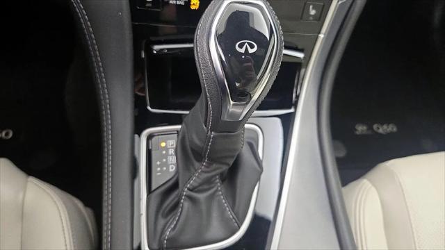 2020 INFINITI Q60 LUXE AWD