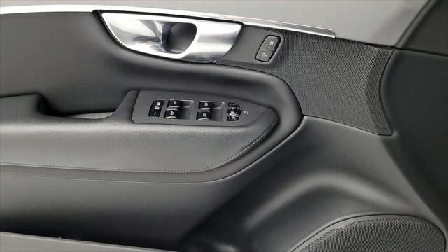 2023 Volvo XC90 B5 Core