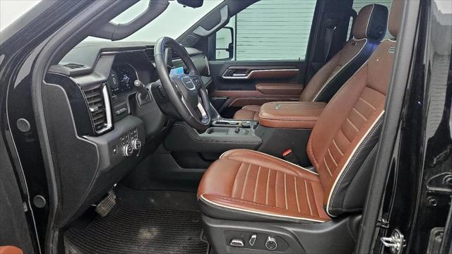 2026 GMC Sierra 2500HD Crew Cab, Standard Bed, Denali Ultimate, 4WD