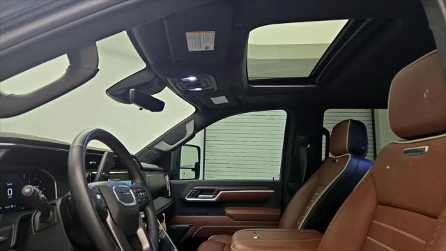 2026 GMC Sierra 2500HD Crew Cab, Standard Bed, Denali Ultimate, 4WD