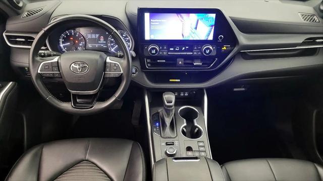 2023 Toyota Highlander XSE