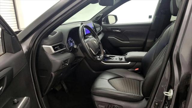 2023 Toyota Highlander XSE