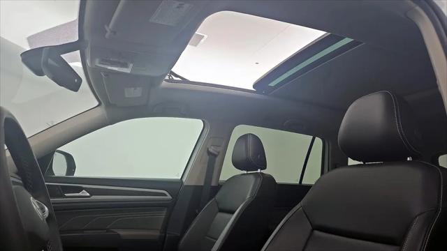 2021 Volkswagen Atlas 3.6L V6 SE w/Technology