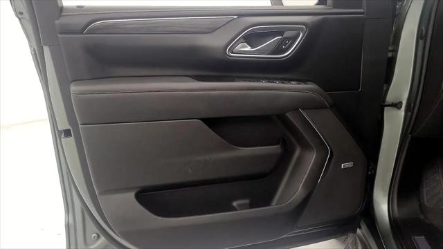 2023 GMC Yukon XL 4WD SLT