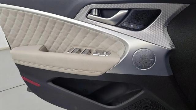 2023 Genesis G70 3.3T RWD