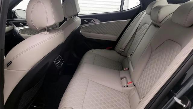 2023 Genesis G70 3.3T RWD