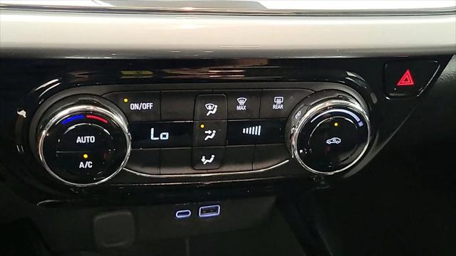 2025 Chevrolet Trax FWD LT