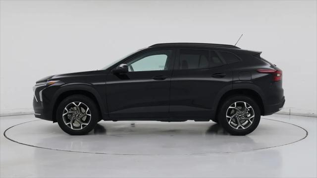 2025 Chevrolet Trax FWD LT