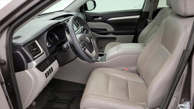 2016 Toyota Highlander XLE V6