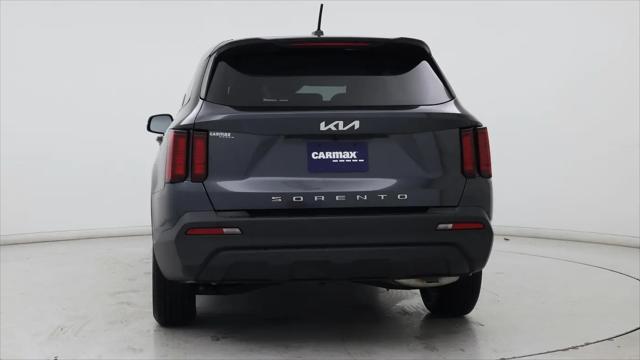 2022 Kia Sorento LX