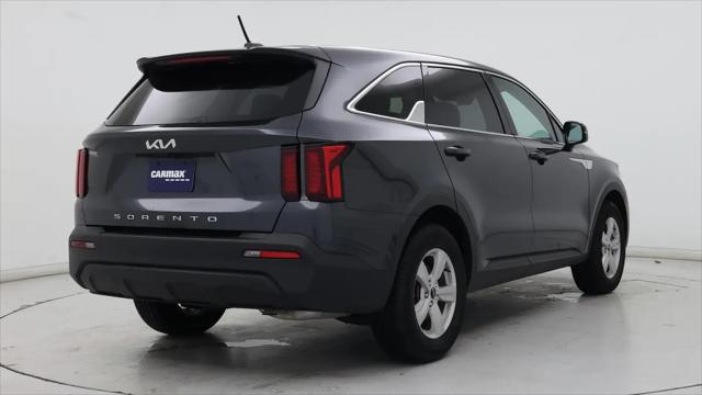 2022 Kia Sorento LX