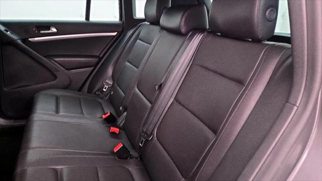 2016 Volkswagen Tiguan R-Line