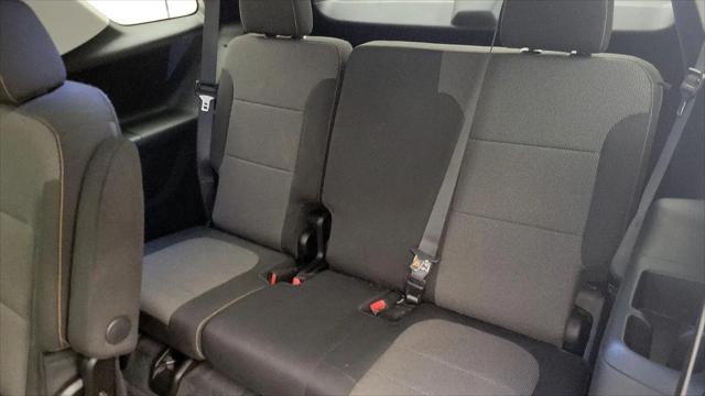 2020 Chevrolet Traverse AWD LT Cloth