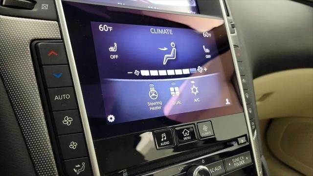 2015 INFINITI Q50 Premium